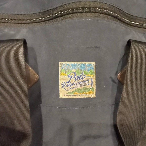 Ralph Lauren Duffle Bag NWOT - Picture 3 of 4